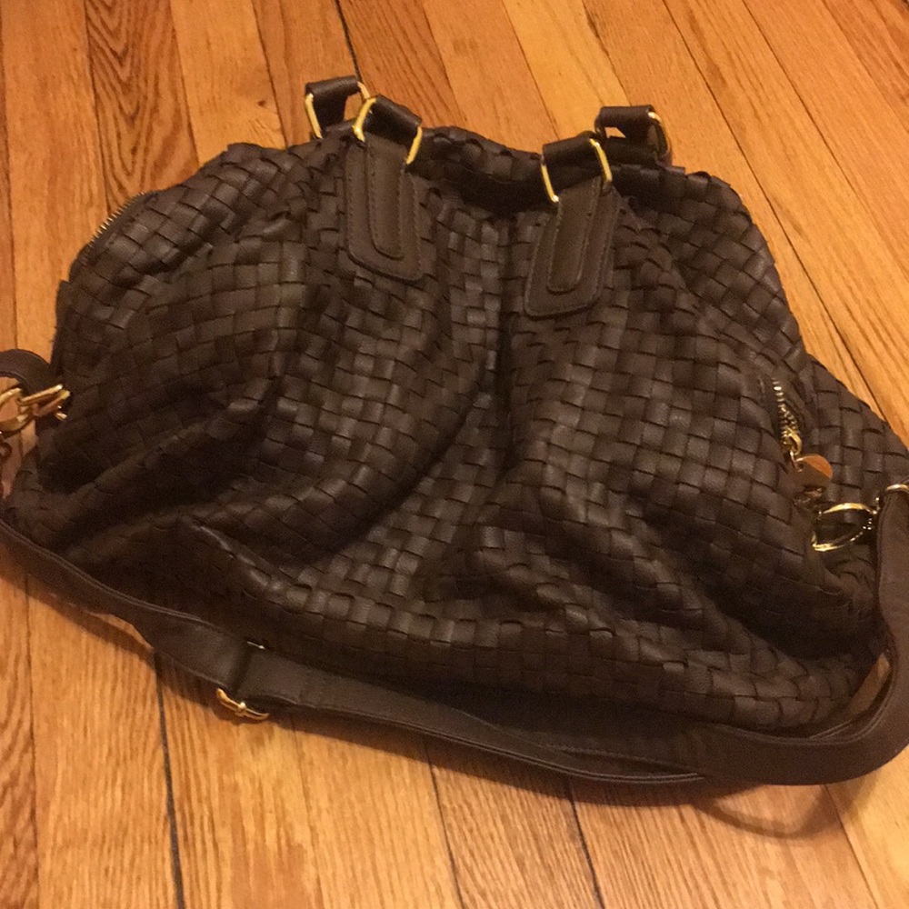LIKE NEW deux lux purse
